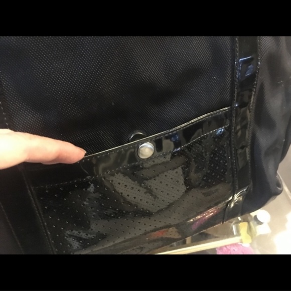Cole Haan g series diaper bag/tote - Picture 4 of 8